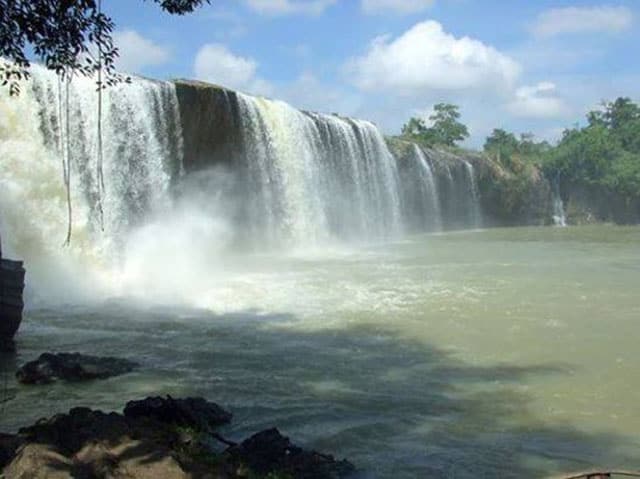 Phát hiện thác Xung Khoeng – thác nước đẹp có 1-0-2 của Gia Lai