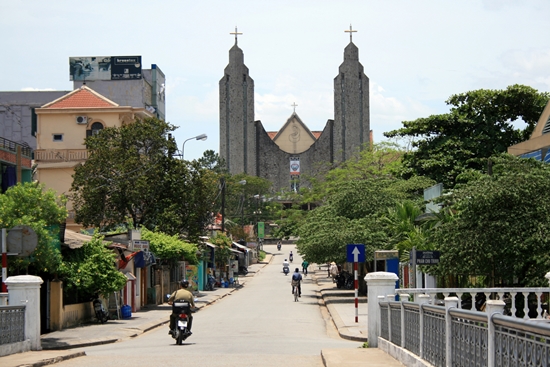 Nhà thờ Chính tòa Phú Cam | Du lịch Thành phố Huế | Dulich24