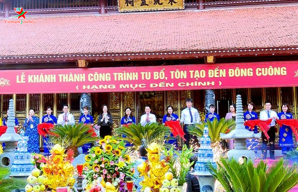 Khai mạc Festival thực hành tín ngưỡng thờ Mẫu Thượng Ngàn và Lễ hội Cơm mới đền Đông Cuông, Yên Bái