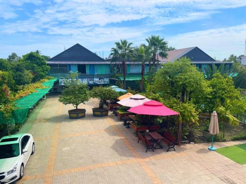 Khách sạn Vườn Cau & Khu vui chơi giải trí SaLa, Tây Ninh – Cập nhật Giá  năm 2022