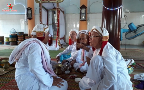 Các lễ hội, lễ nghi tôn giáo lớn tại Bình Thuận hoạt động trở lại
