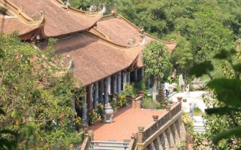 Lạc bước chốn bồng lai tiên cảnh trong ngôi chùa nghìn năm tuổi ở Hà Nam