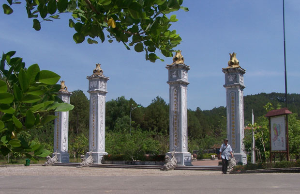 Thăm Trung tâm Văn hoá Huyền Trân - Du lịch - Báo Lâm Đồng điện tử
