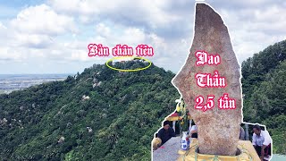 Truyền thuyết Bàn Chân Tiên và Thạch Đại Đao Thần 2,5 tấn trên núi Ba Thê -  YouTube