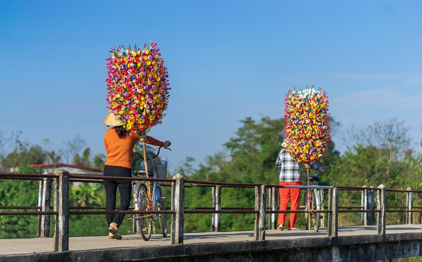 Làng hoa giấy lâu đời ở Huế