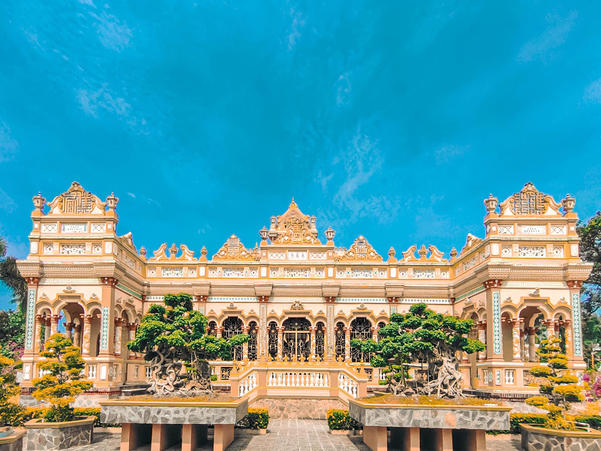 Trải nghiệm review chùa Vĩnh Tràng thanh tịnh và bình yên