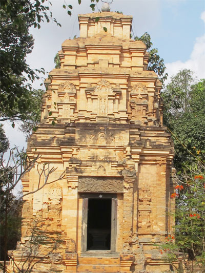 Di tích tháp cổ Bình Thạnh - Prasat Ankun