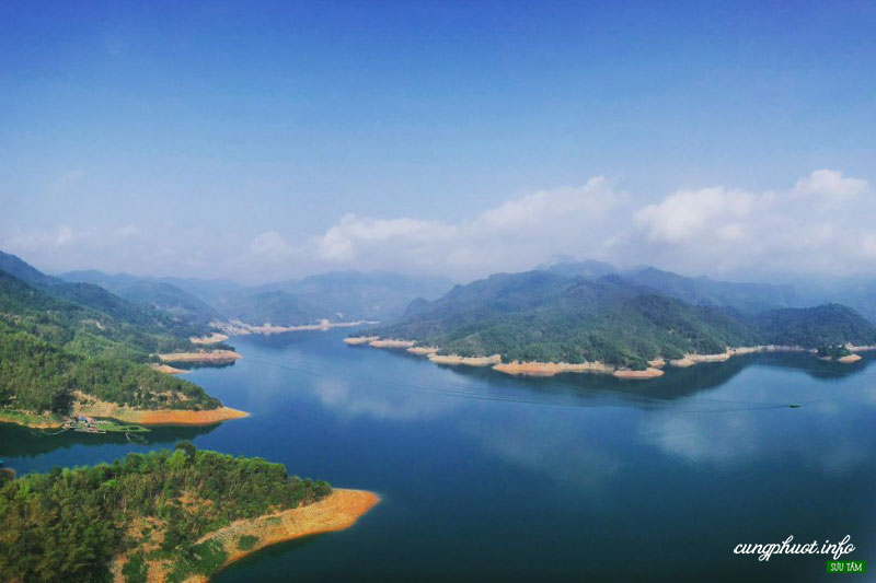 Kinh nghiệm du lịch Hồ Thác Bà, Yên Bái (Cập nhật 12/2022)