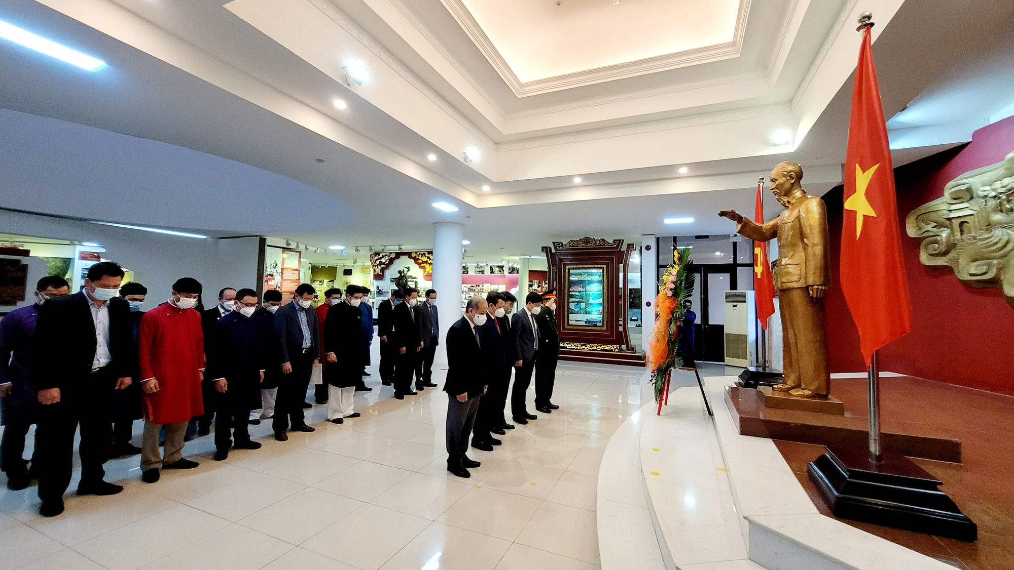 Đón nhận Bằng xếp hạng di tích Quốc gia đặc biệt Hệ thống di tích lưu niệm  Chủ tịch Hồ Chí Minh tại Thừa Thiên Huế