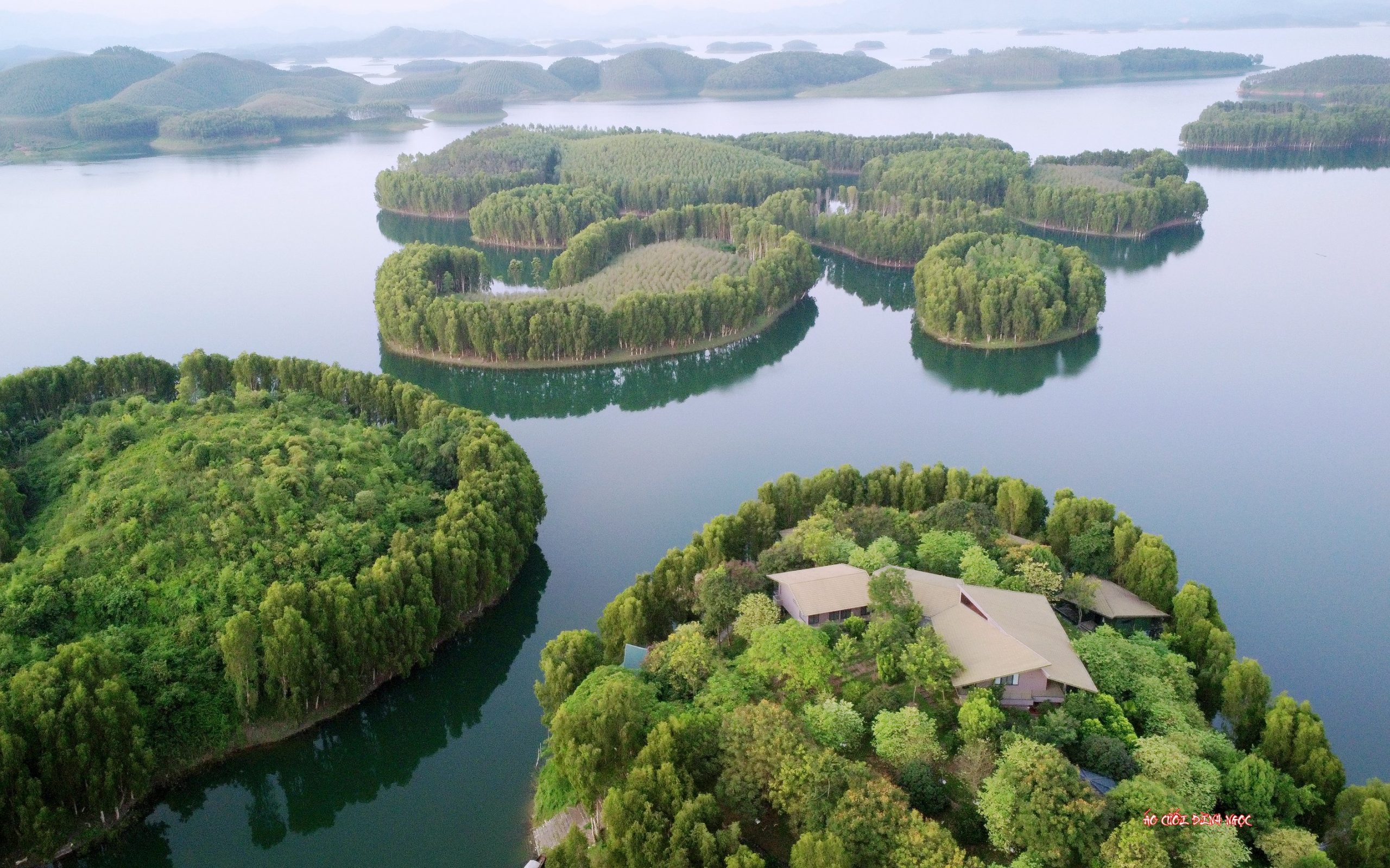 Hồ Thác Bà - Di tích lịch sử danh thắng cấp quốc gia